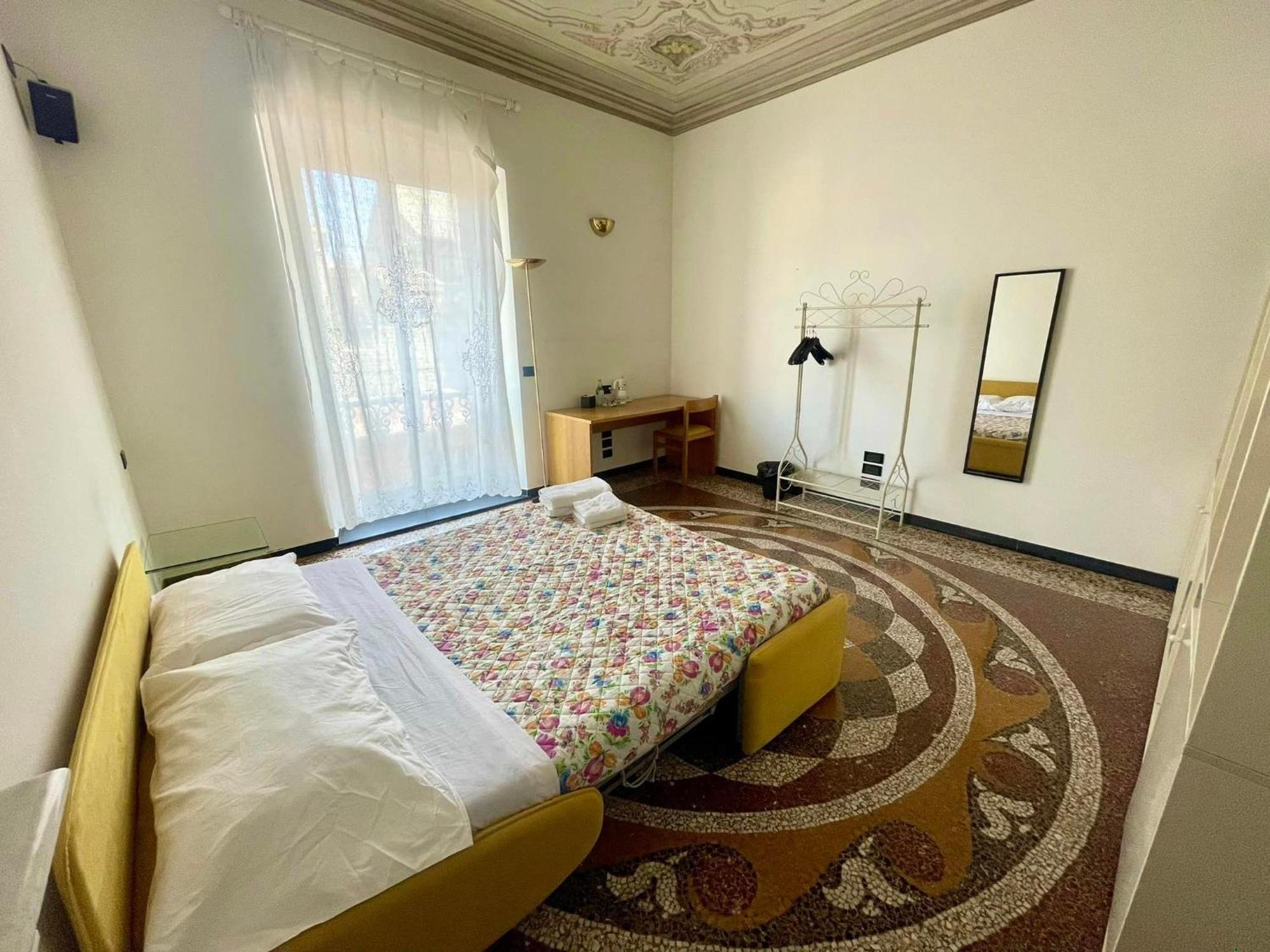 Home Sweet 3A Генуа Екстериор снимка